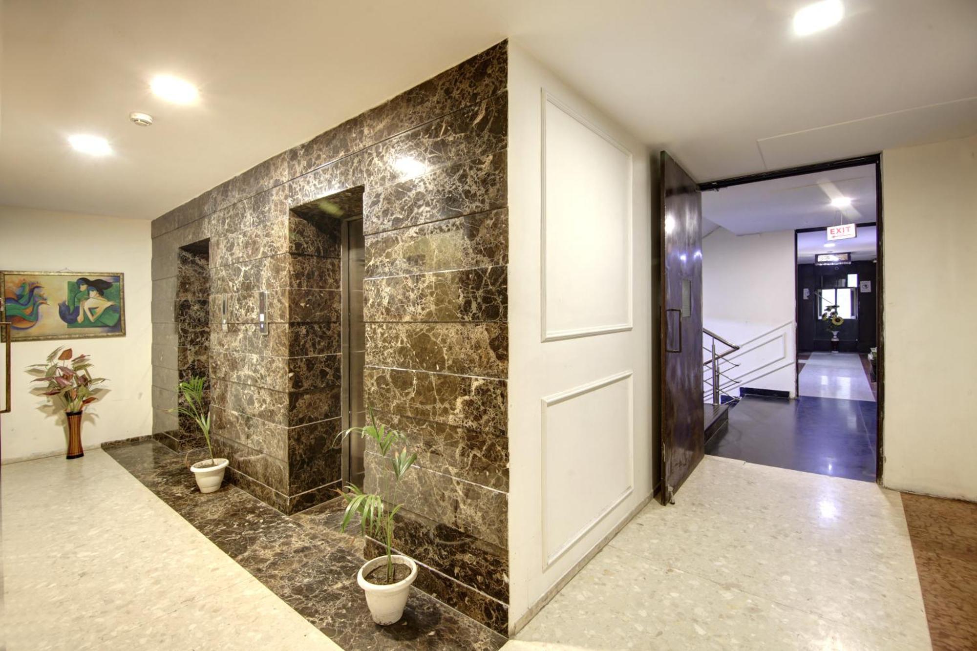Hotel Wk Comfort - Near White Clove New Delhi Exteriör bild