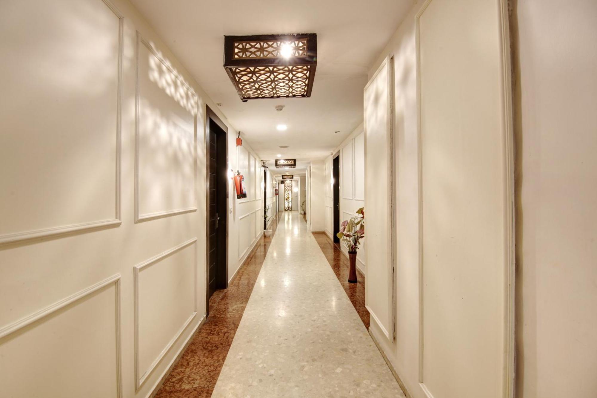 Hotel Wk Comfort - Near White Clove New Delhi Exteriör bild