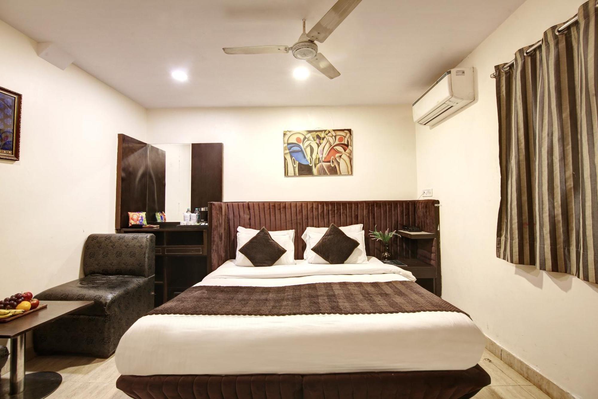 Hotel Wk Comfort - Near White Clove New Delhi Exteriör bild