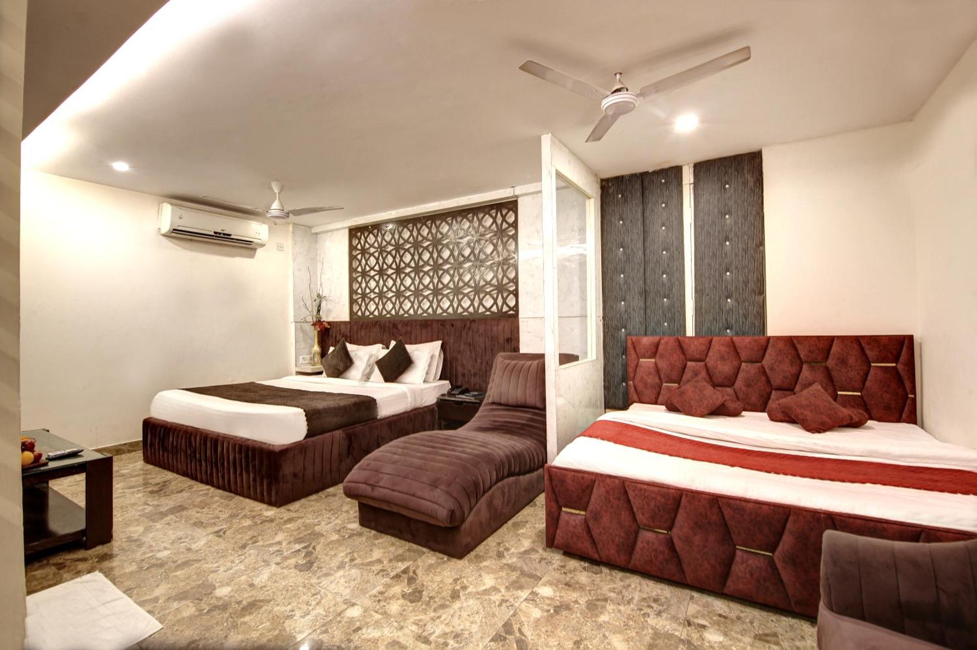 Hotel Wk Comfort - Near White Clove New Delhi Exteriör bild