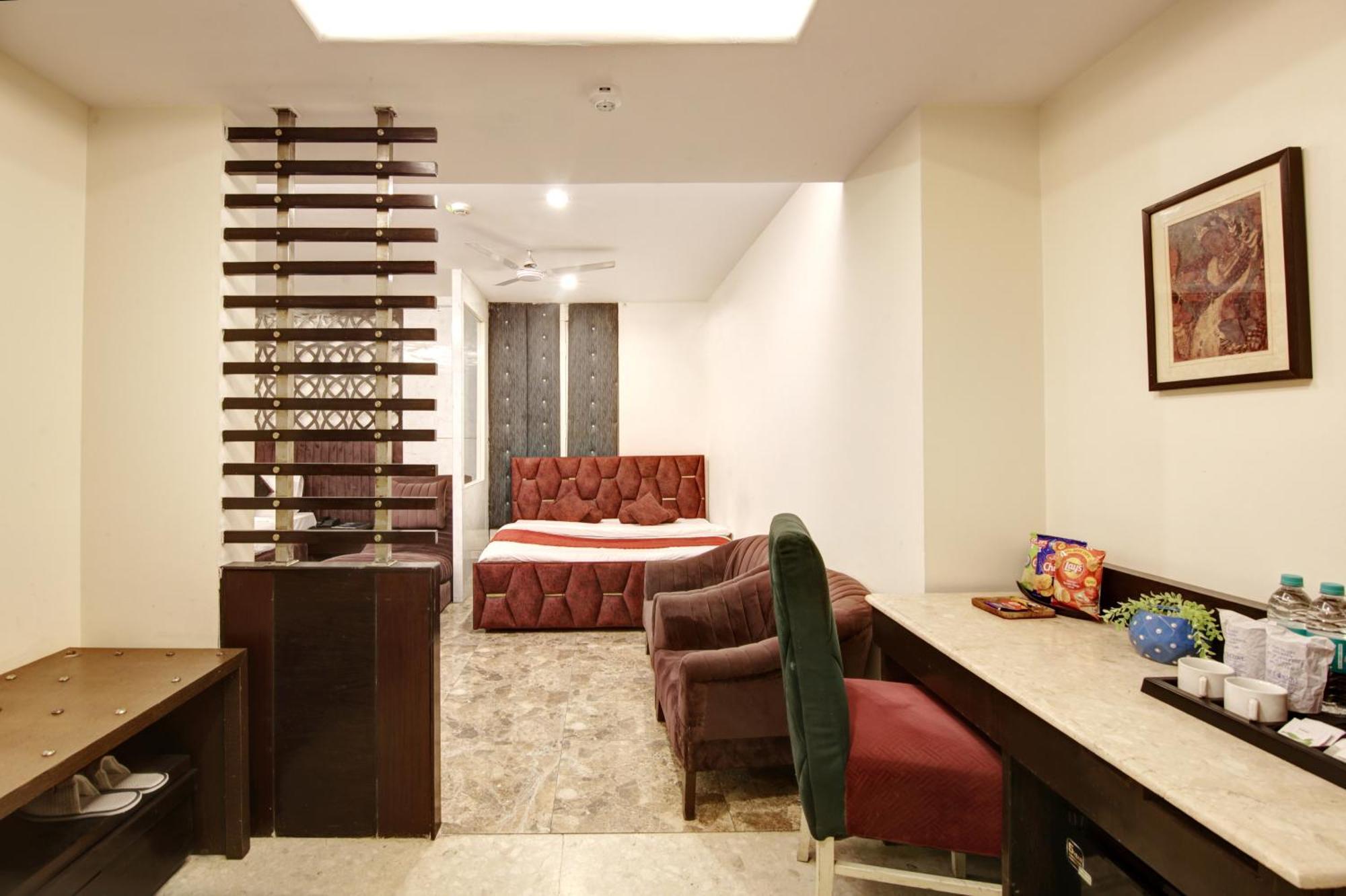 Hotel Wk Comfort - Near White Clove New Delhi Exteriör bild