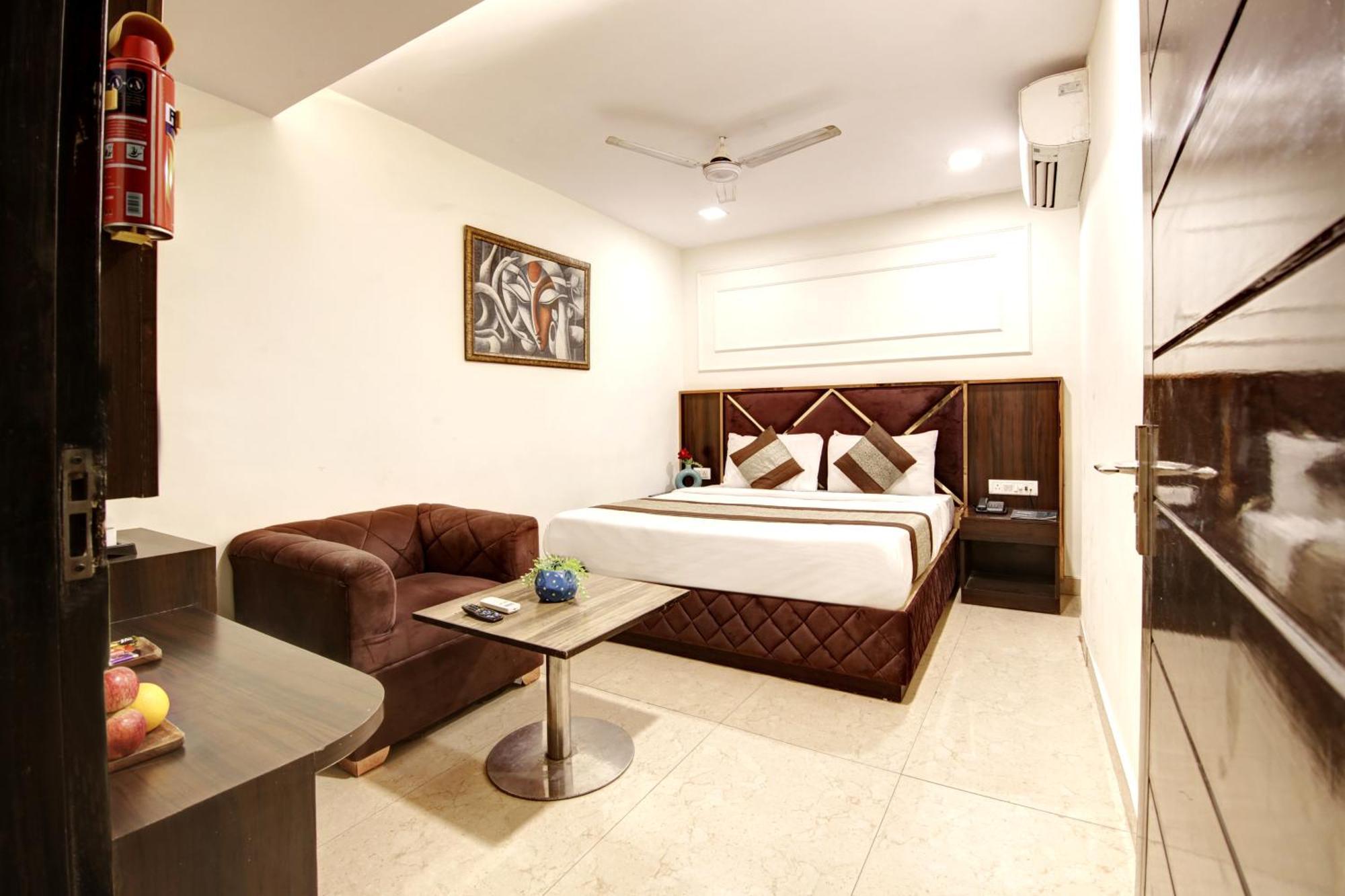 Hotel Wk Comfort - Near White Clove New Delhi Exteriör bild