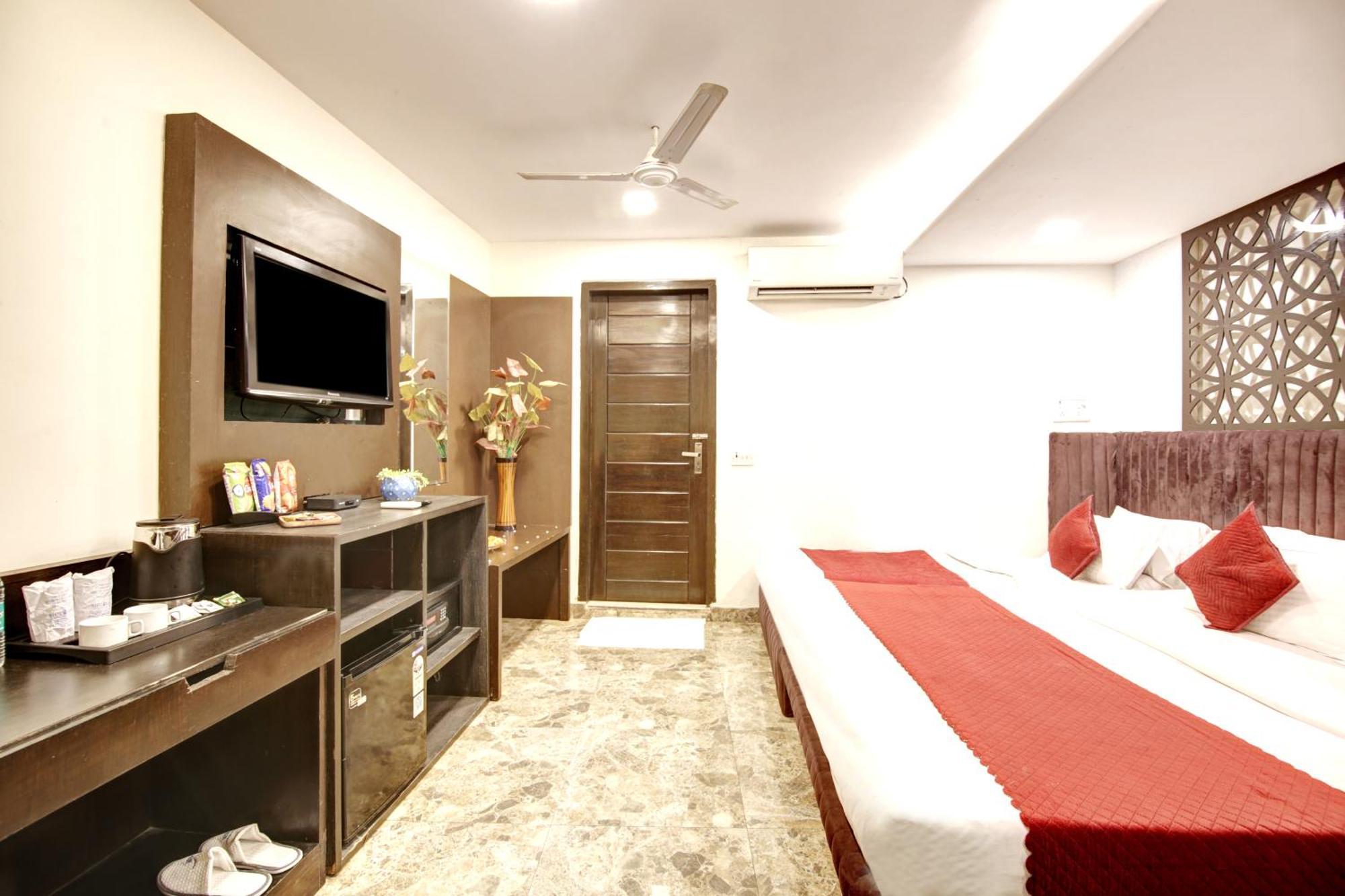 Hotel Wk Comfort - Near White Clove New Delhi Exteriör bild